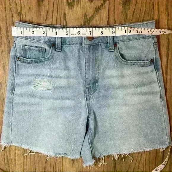 RSQ Girls Mid Length Medium Wash Distressed Denim Shorts Size 10 - Picture 10 of 14